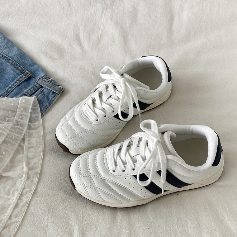 Wide Toe Box Retro German Trai - Women'S Shoes With Wide Toe Box recensione e prezzo