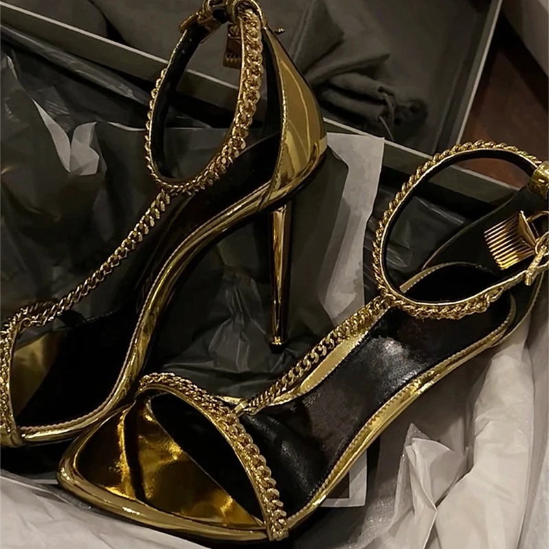 Gold Chain T-Tied Open Toe Wom - Gold Chain Sandal recensione e prezzo