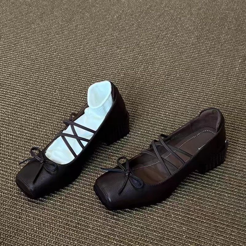 Single Shoes Fashion New Squar - Women'S Shoes In Size 12 recensione e prezzo